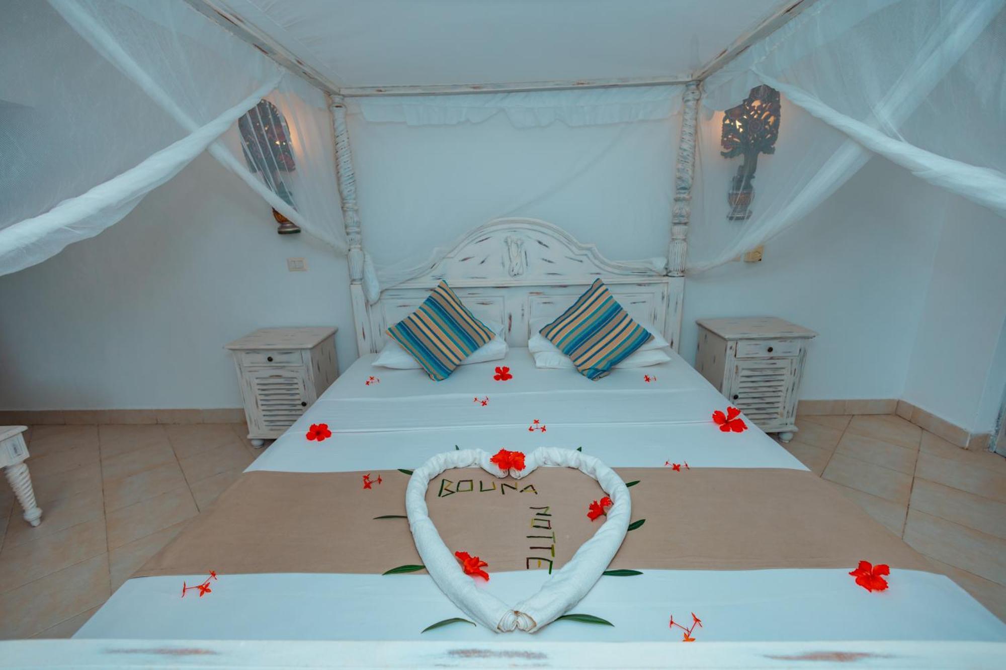 Twiga Beach Resort Watamu Kültér fotó